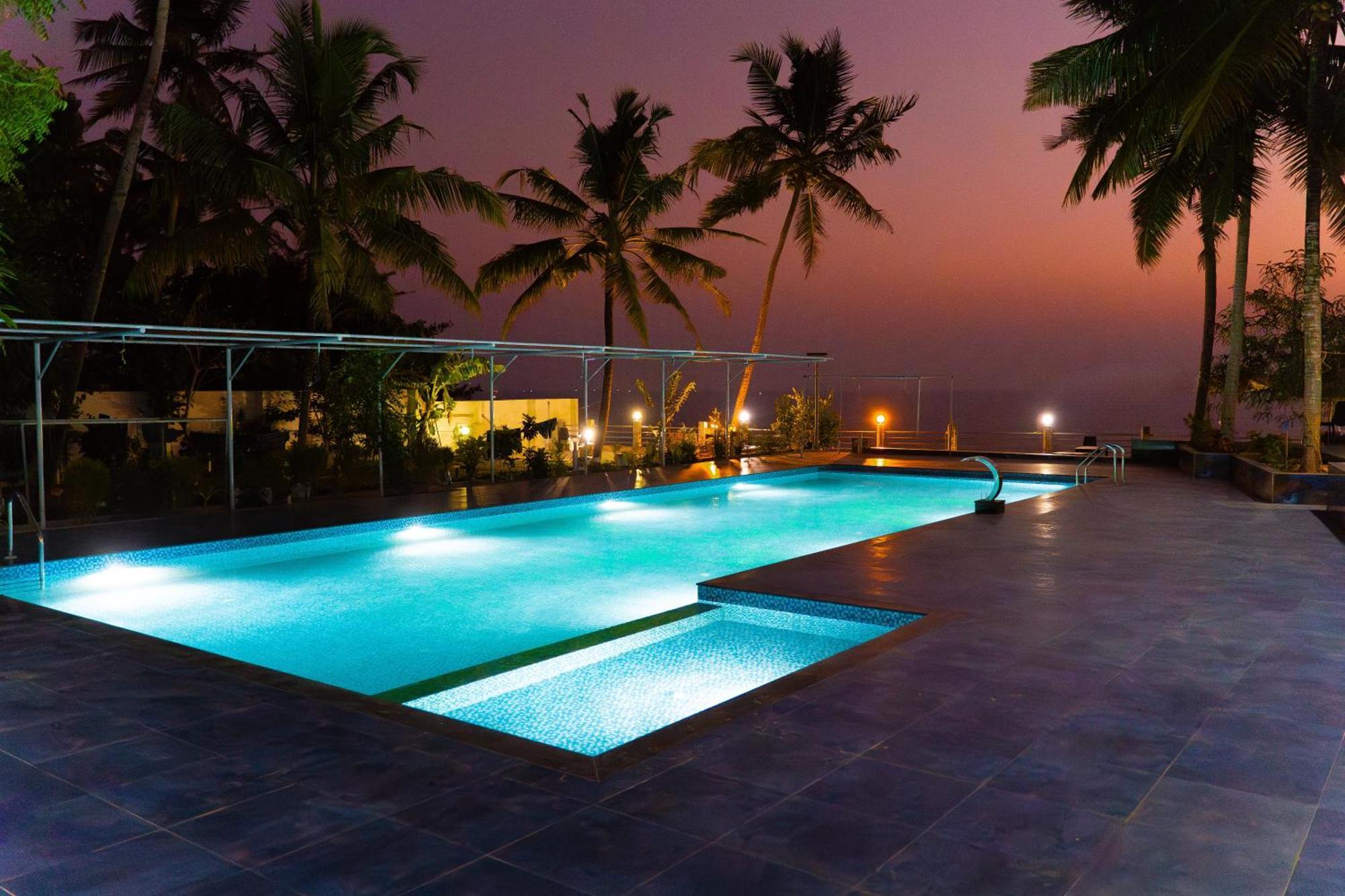 Skylar Seaview Beach Resort & Ayurveda Varkala Exterior photo