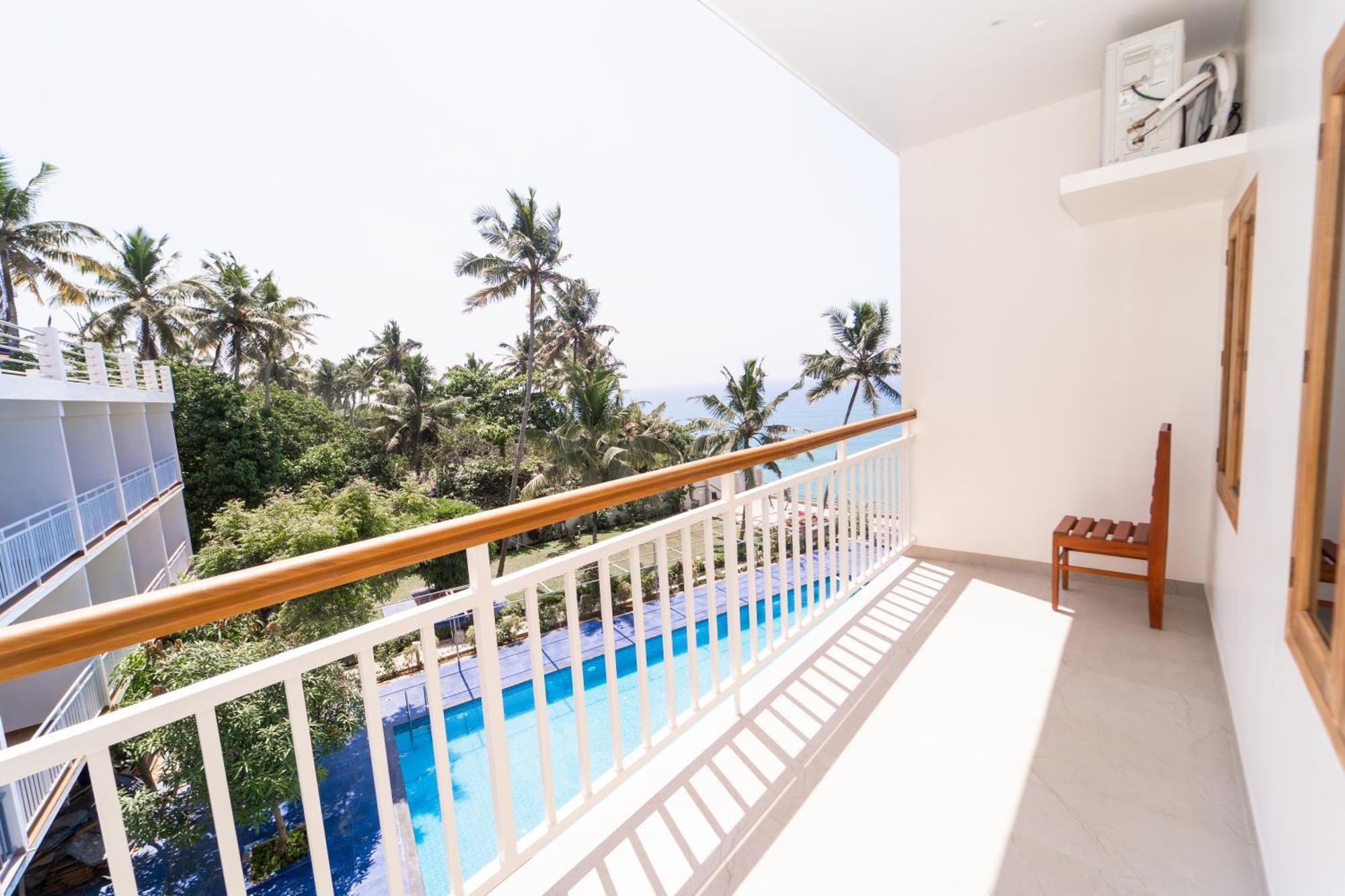 Skylar Seaview Beach Resort & Ayurveda Varkala Exterior photo